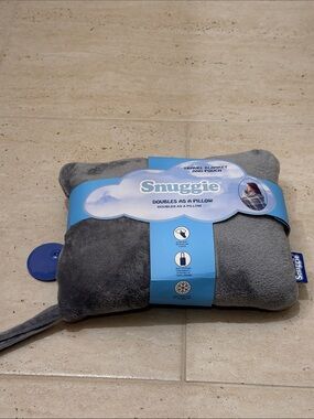 Snuggie | Travel Blanket and Pouch | Grey